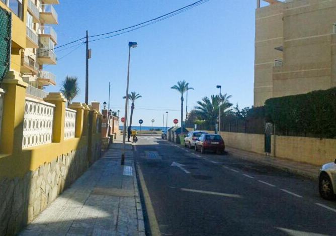 Apartamento A 50 Metros De La Playa Muchavista إل كامبيلو المظهر الخارجي الصورة